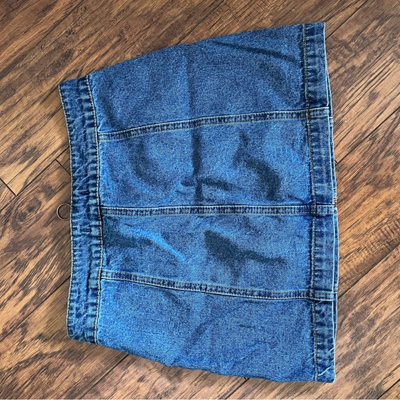 Denim Mini Skirt - Picture 4 of 4